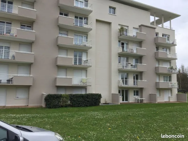 Appartement t 2 à louer quartier clinique des émailleurs 