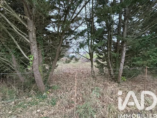 Terrain 692 m² 