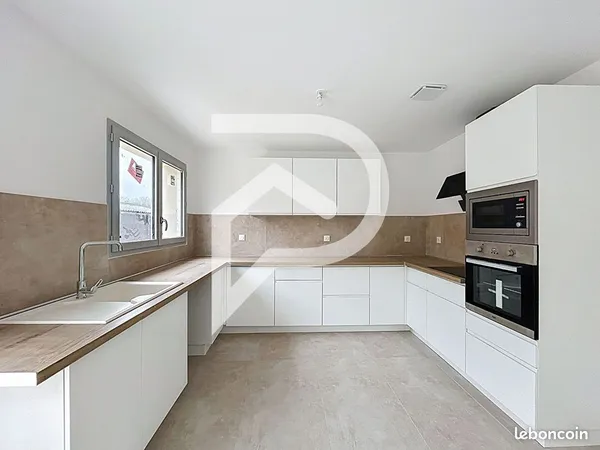 Maison 7 pièces 181 m² 