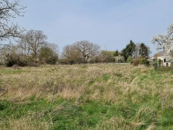 Terrain à 7 min de Vendôme 