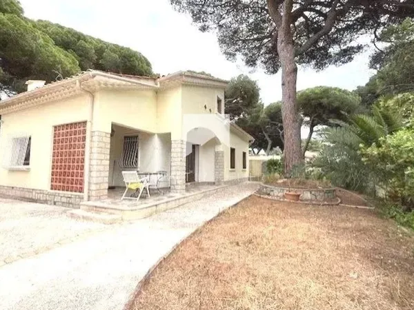 Maison 7 pièces - Port Hyères 
