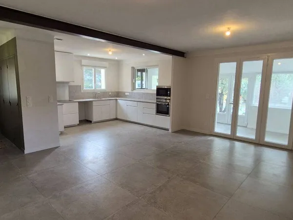 Maison de plain-pied 5 pièces 123 m² 