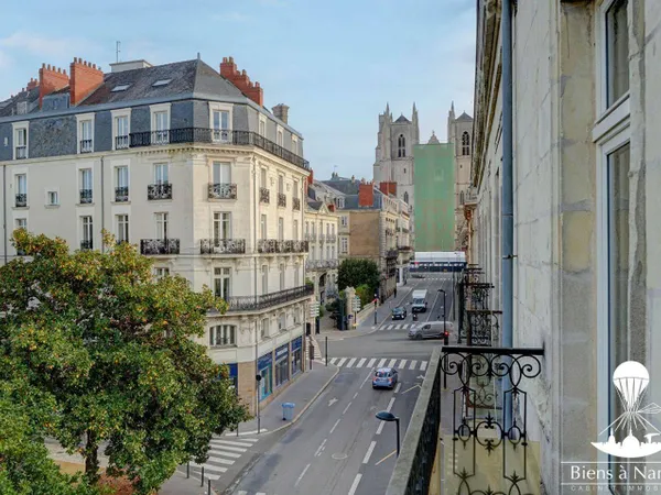 Appartement 4 pièces 141 m² 