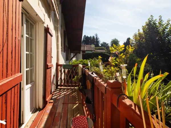 Duplex de 4 pièces principales 