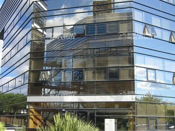 Bureaux 1 pièce 369 m² 