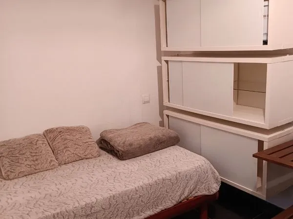 Appartement Location Simiane-Collongue   430€