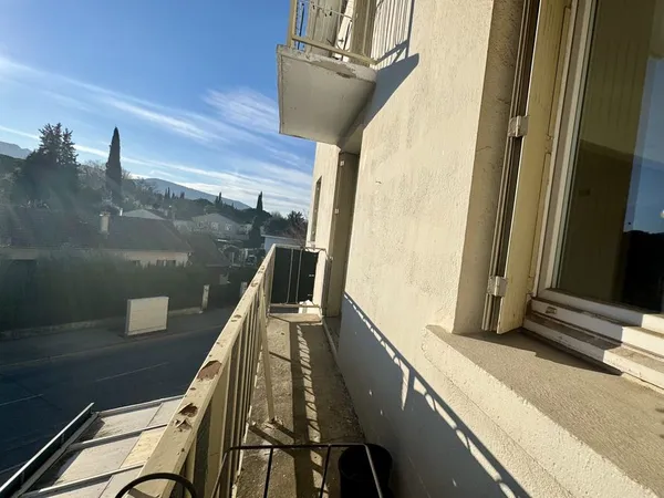 Appartement 4 pièces 63 m² 