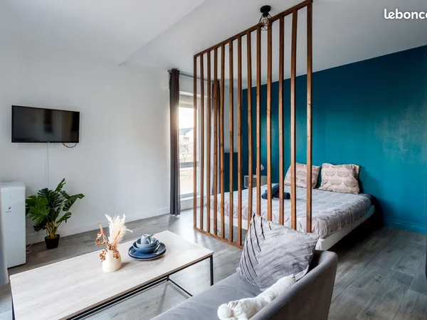 Chambre 21 m² avec salon privé & beau balcon - Tout compris 