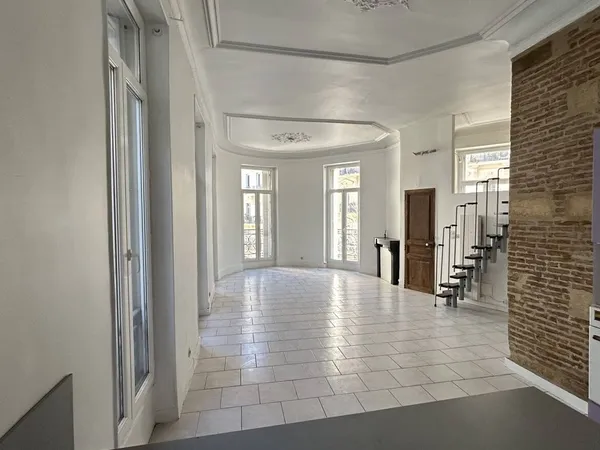 Appartement 2 pièces 78 m² 