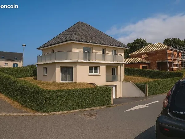 Terrain 652 m² FONTAINE LA MALLET 