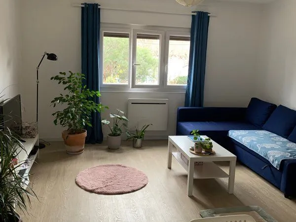 Appartement Frejus spacieux et lumineux refait à neuf 