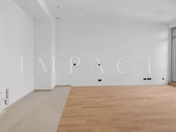 Cannes Banane : Appartement 3 pièces dans un immeuble entièrement rénové à vendre 
