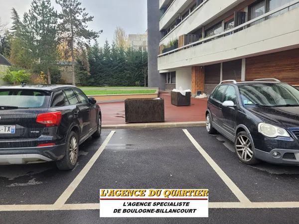 Parking 12 m² 