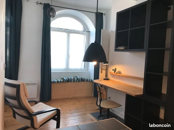 STUDIO meublé CLERMONT FERRAND Delille 