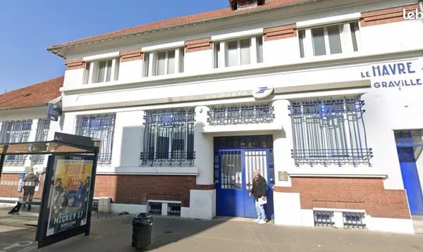 Bureaux 145 m² 