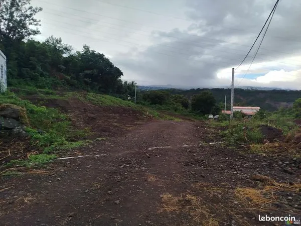 Terrain 241 m² 