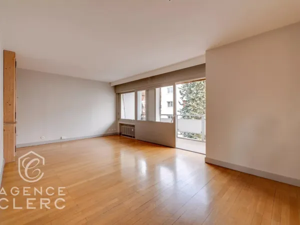 Annecy , appartement T4 lumineux, très proche du lac 