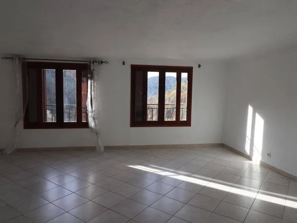 Appartement 2 pièces 66 m² 