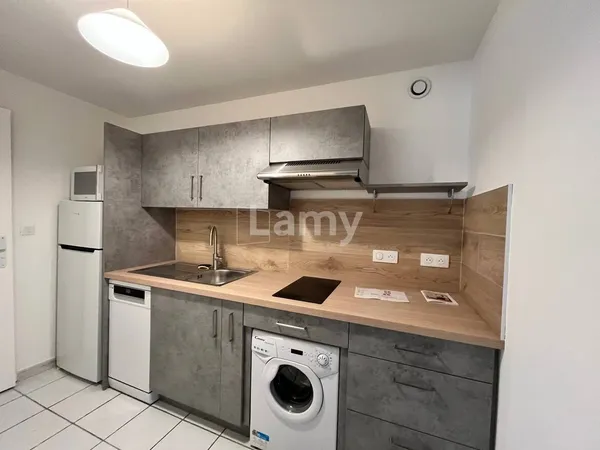 Studio 1 pièce 23 m² 