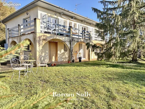 Maison 7 pièces 193 m² 