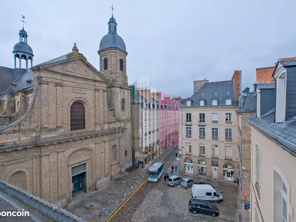 Studio 1 pièce 23 m² 