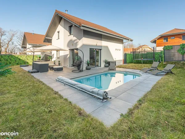 Propriété 4 pièces 95 m² 