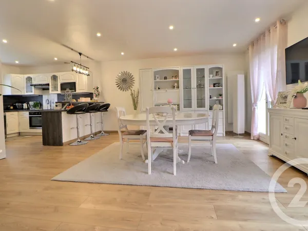 Maison 6 pièces 105 m² 