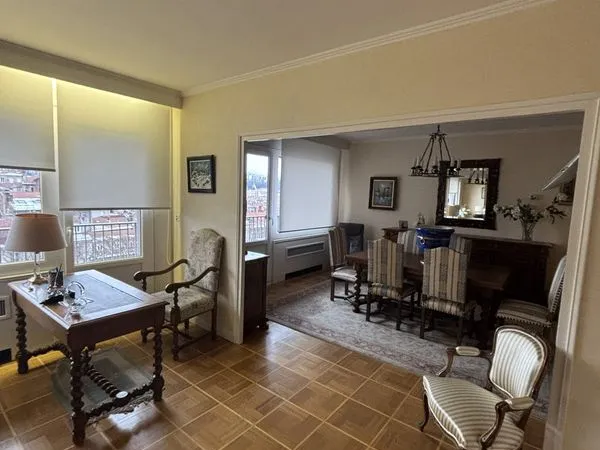 Appartement 5 pièces 155 m² 