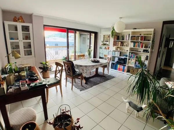 Appartement 2 pièces 75 m² 