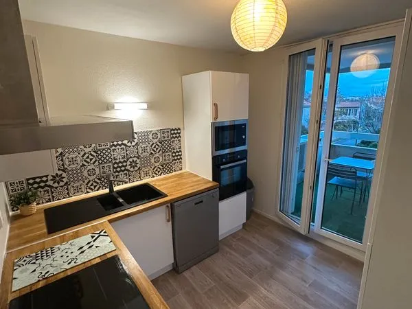 À LOUER - T2 meublé 57 m² avec terrasse - Minimes 