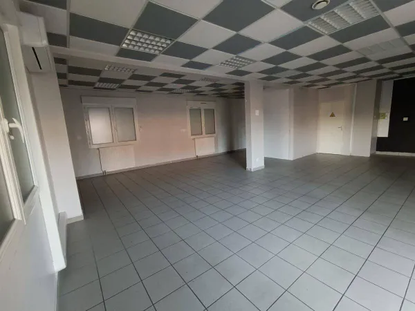 Local commercial 71 m² 