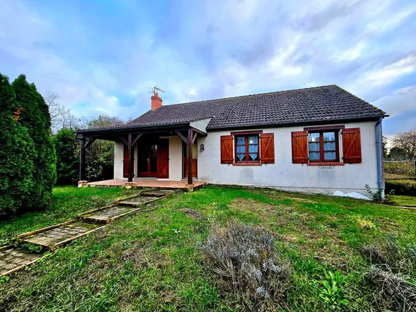 Maison de plain-pied 5 pièces 91 m² 