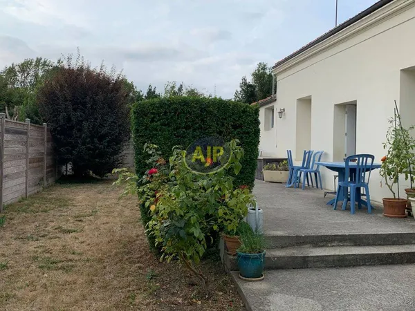 Maison de plain-pied 4 pièces 96 m² 