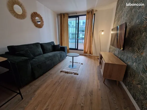 Studio rénové avec balcon - Paris 13e - 20m² + balcon 3 m² - Quartier BnF 