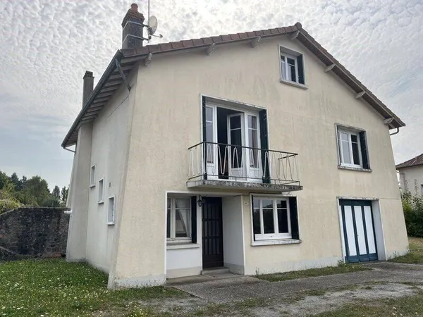 Maison 6 pièces 234 m² 
