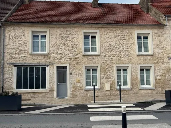 Maison 6 pièces 252 m² 