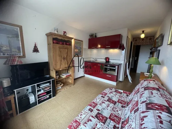 Studio rénové face aux pistes 