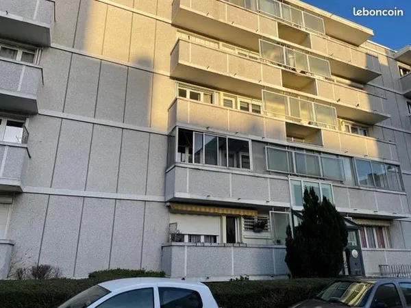 Appartement 4 pièces 64 m² 