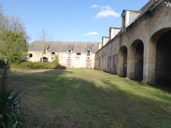 Maison 5 pièces 600 m² 