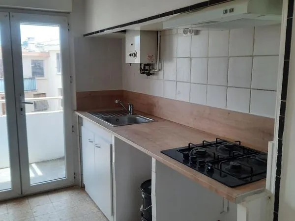 Appartement t4 - 80 m2 - a louer 