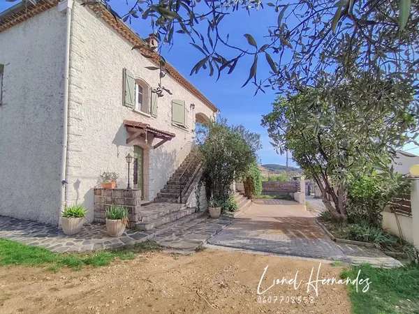 Alès, Le Rieu - Maison de caractère avec 3 logements 