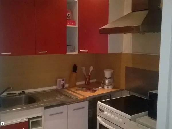 Loue appartement 2 pièces meublé St Pierre école navale idéal travailleur ou étudiant Plouzané 