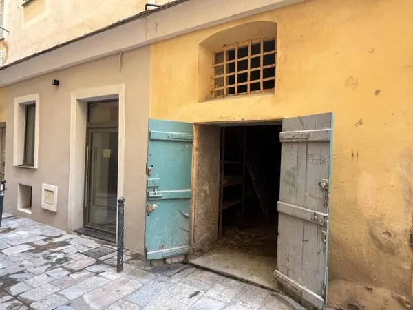 Local 55 m² 