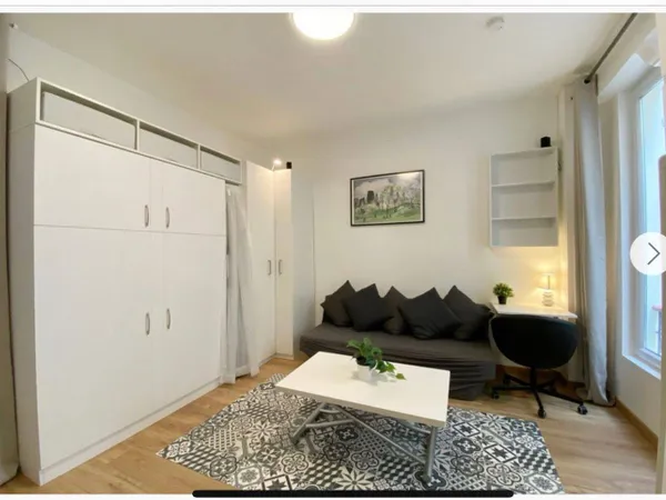 Studio 1 pièce 22 m² 
