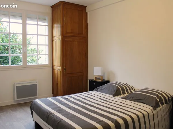 Appartement meuble t2 47 m2 plein centre granville 