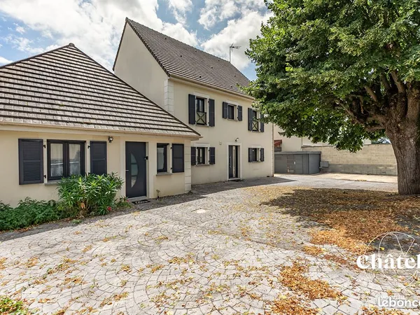 Maison 10 pièces 305 m² 