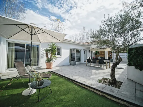 Villa de plain pieds 133 m2, 5 pièces 