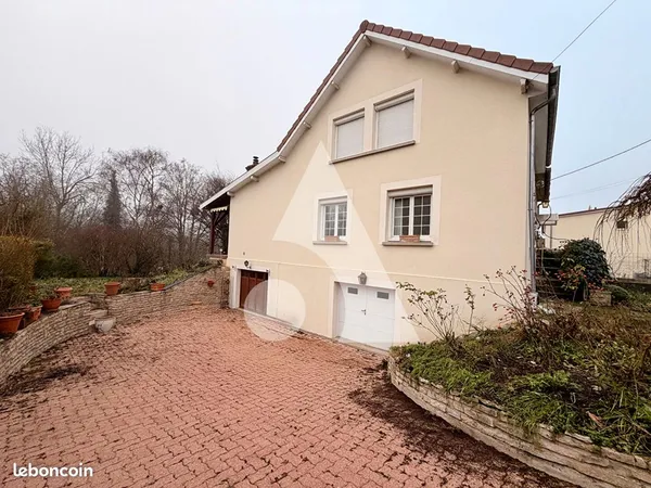 Maison 5 pièces 99 m² 