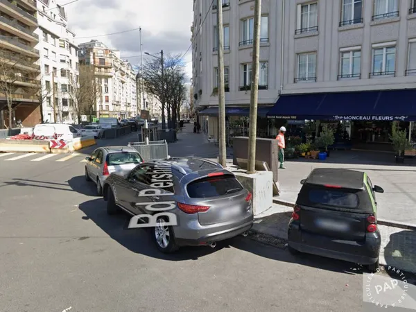 Local commercial 109 m² 