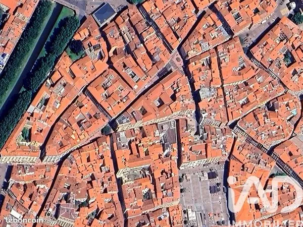 Local 269 m² 